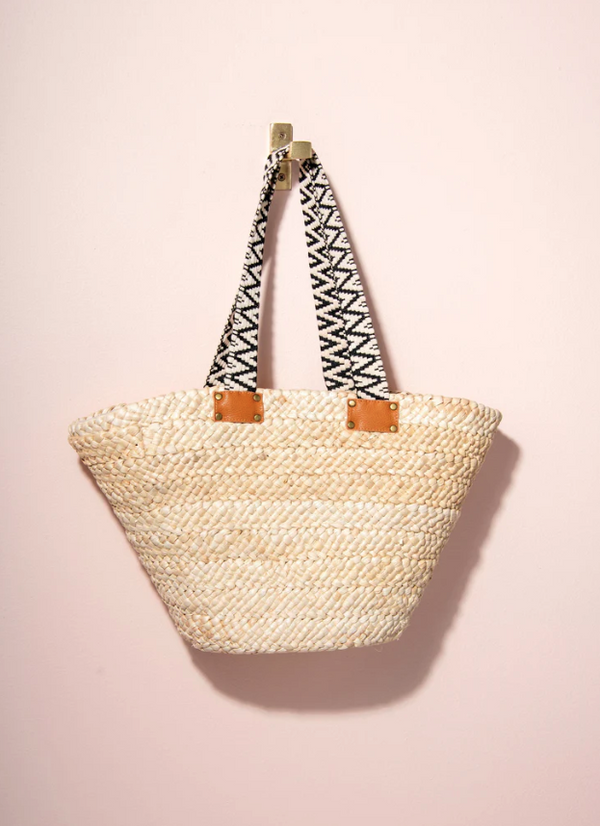 Val Tote, Natural