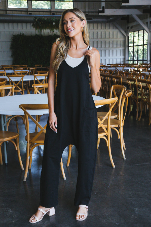 Annalise V-Neck Baggy Jumpsuit, Black