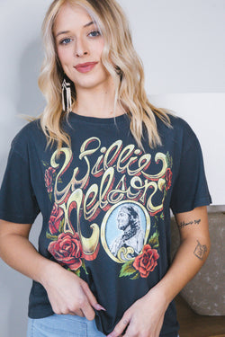 Willie Nelson Rose Frame Boyfriend Tee, Vintage Black | Daydreamer