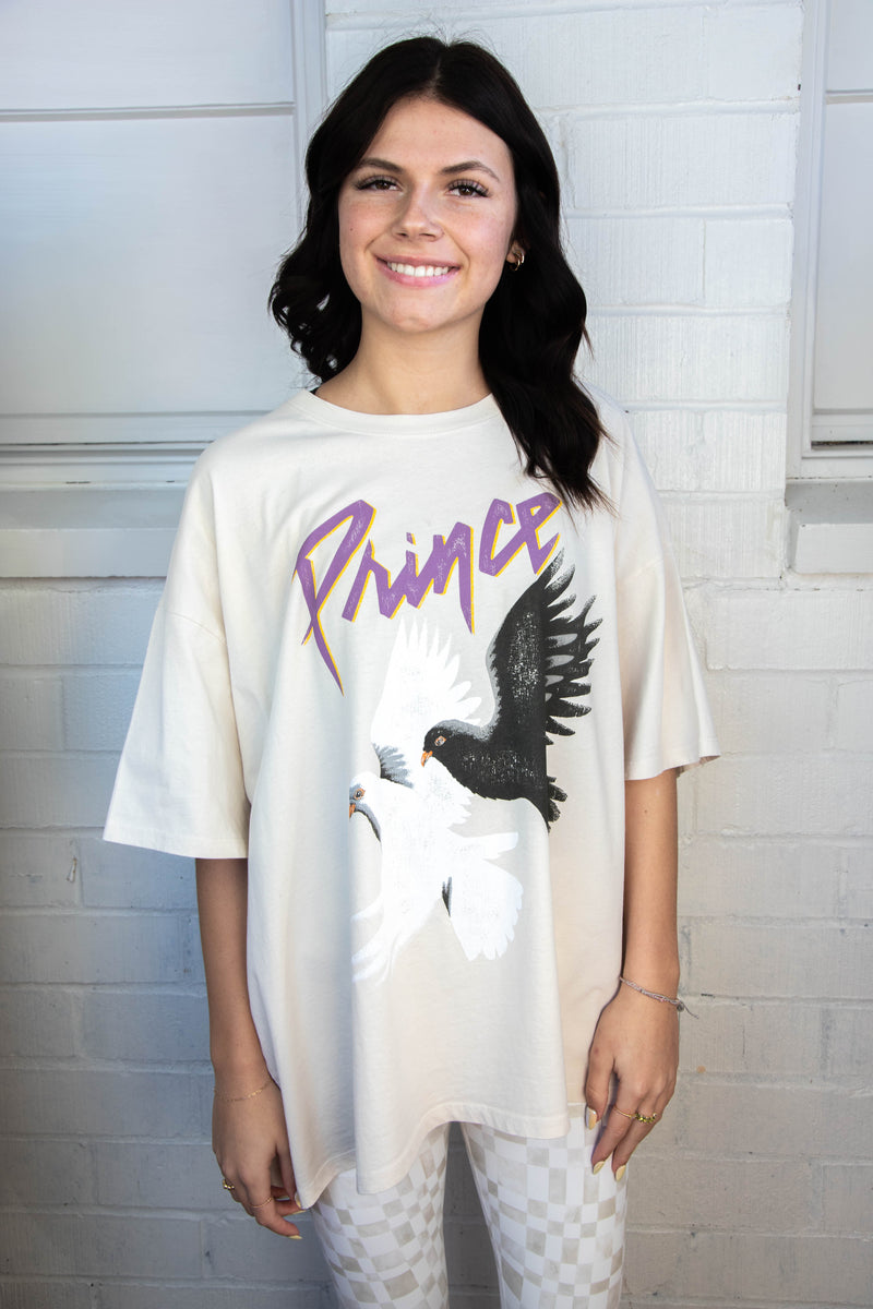 Prince & The Revolution Tee, Dirty White | Daydreamer