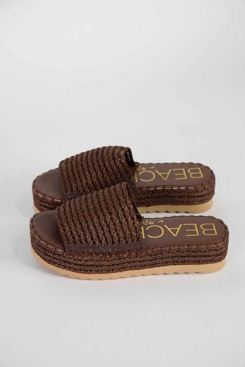 Del Mar Wide Strap Raffia Sandal, Cocoa | Beach by Matisse