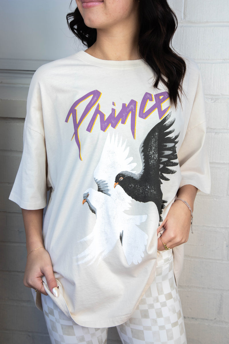 Prince & The Revolution Tee, Dirty White | Daydreamer