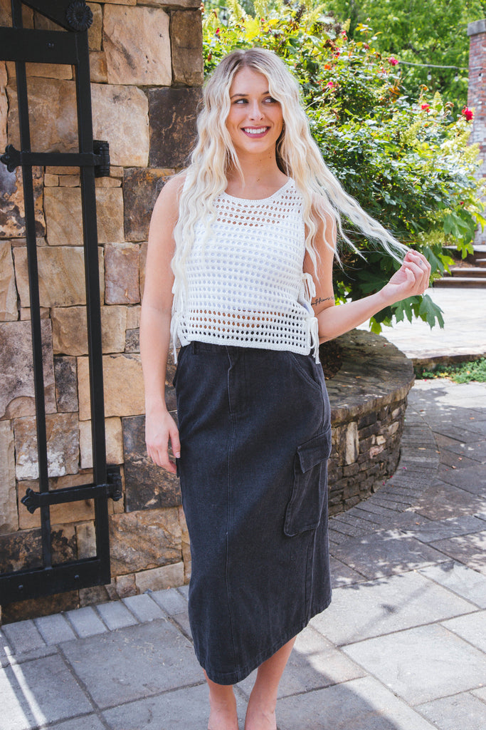 Chloe Denim Cargo Maxi Skirt, Black – North & Main Clothing Company