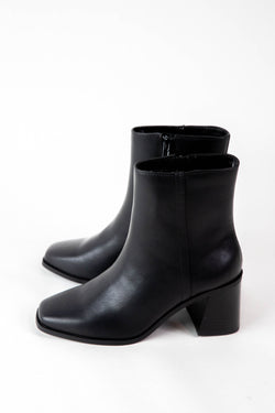 Chukar Dress Bootie, Black PU