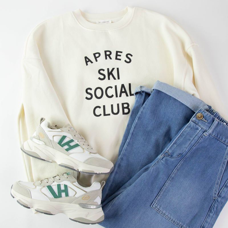 Apres Ski Social Club Sweatshirt, Cream