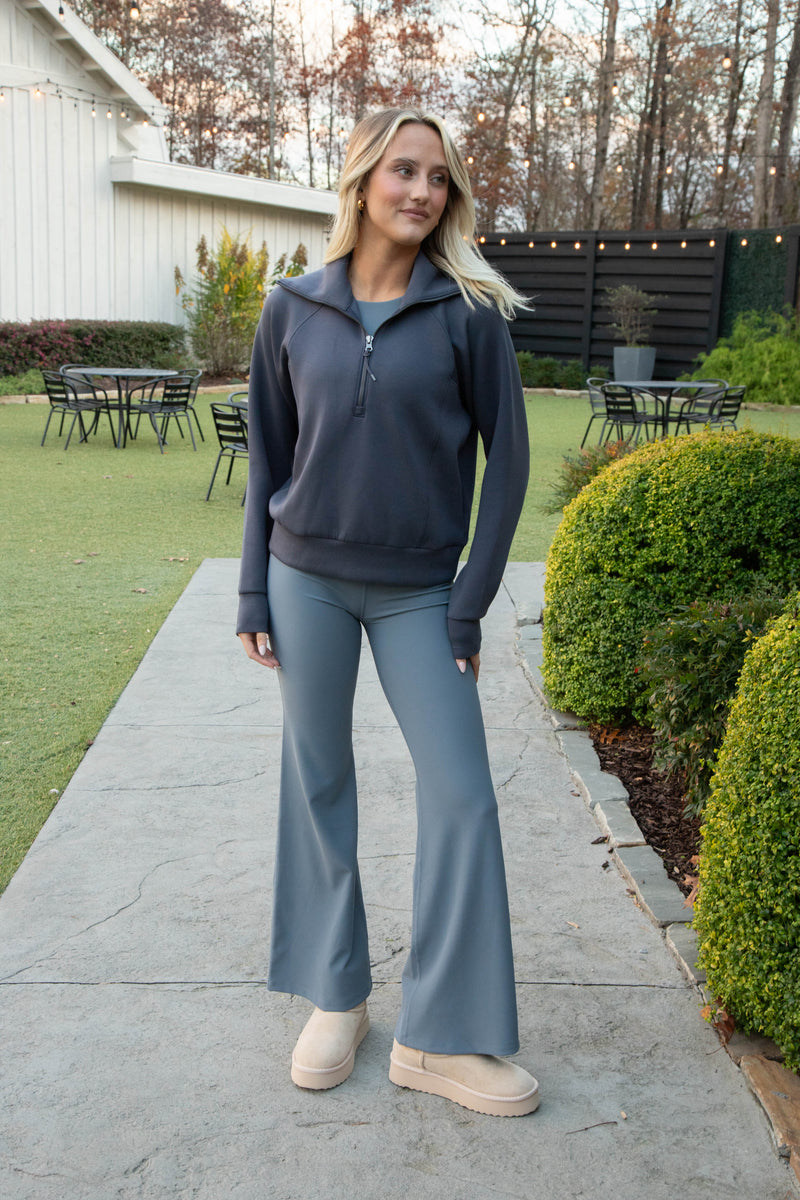 Airessentials Half Zip, Dark Storm | Spanx