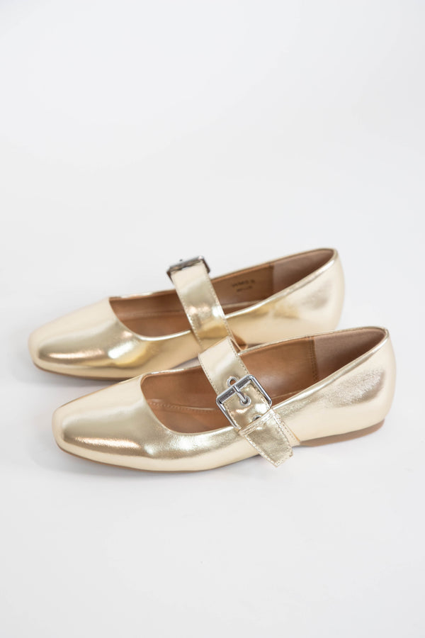 Mellie Buckle Mary Jane Flat, Gold | DV by Dolce Vita