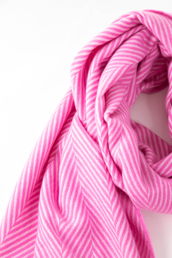 Olivia Zigzag Pattern Scarf, Pink