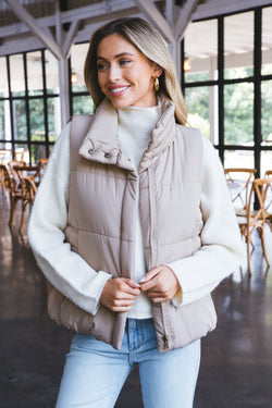 Jalyssa Zip Up Puffer Vest, Mocha