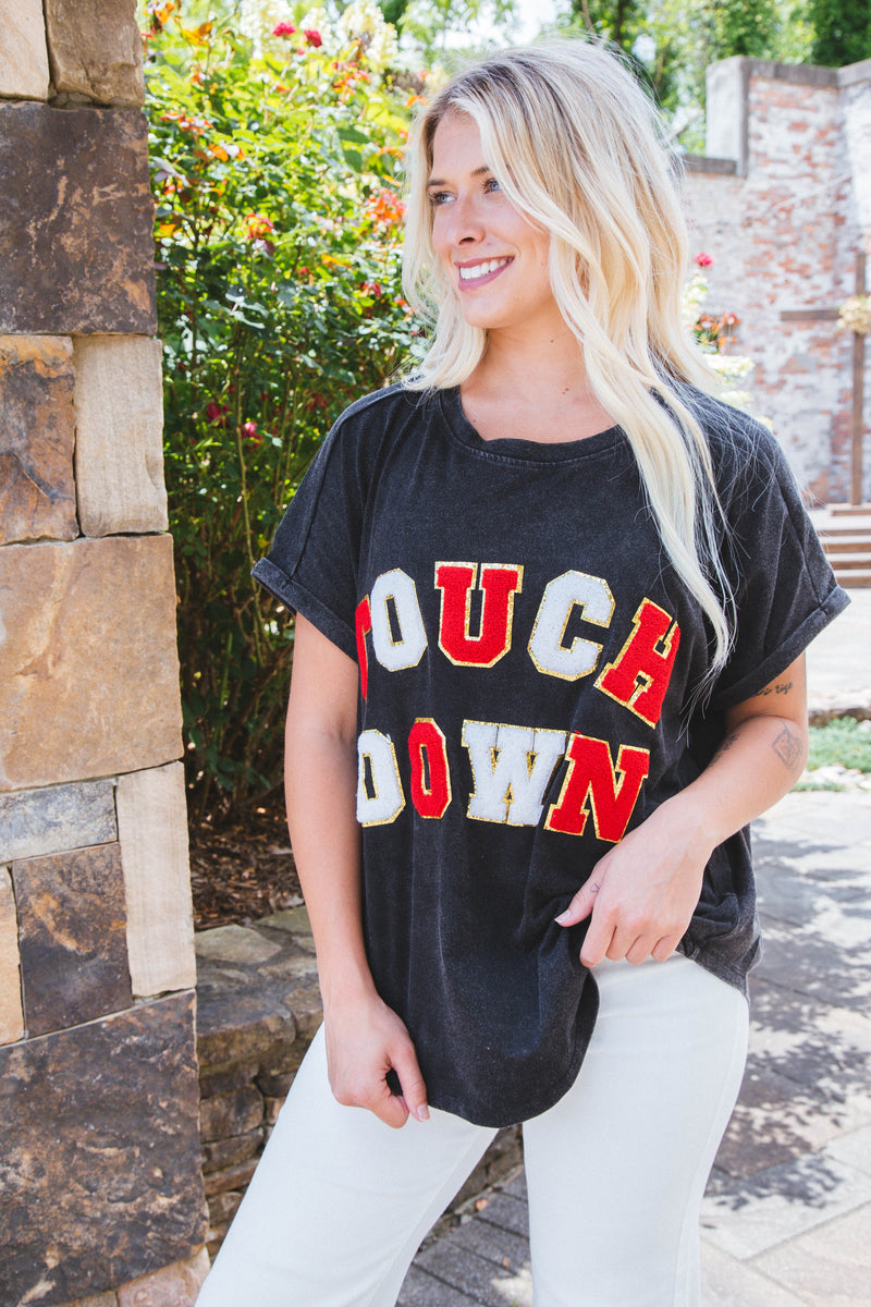 Touchdown Vintage Washed Tee, Black/Red