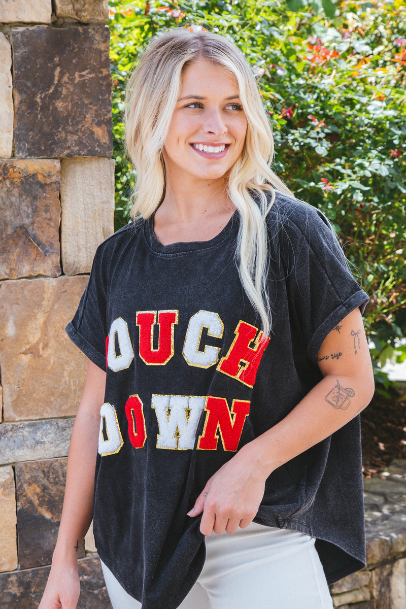 Touchdown Vintage Washed Tee, Black/Red