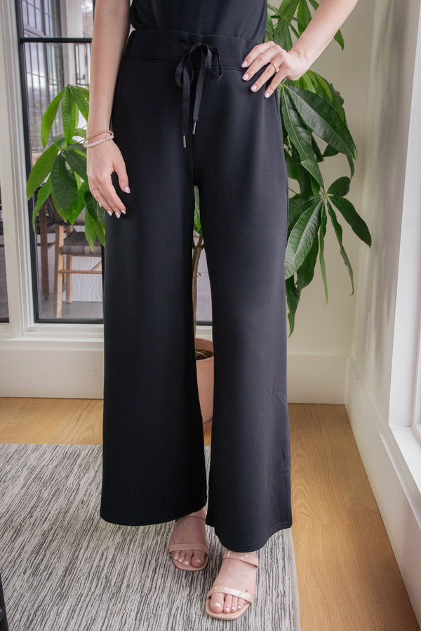 Airessentials Wide Leg Pant, Very Black | SPANX