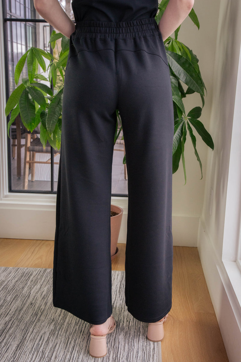 Airessentials Wide Leg Pant, Very Black | SPANX