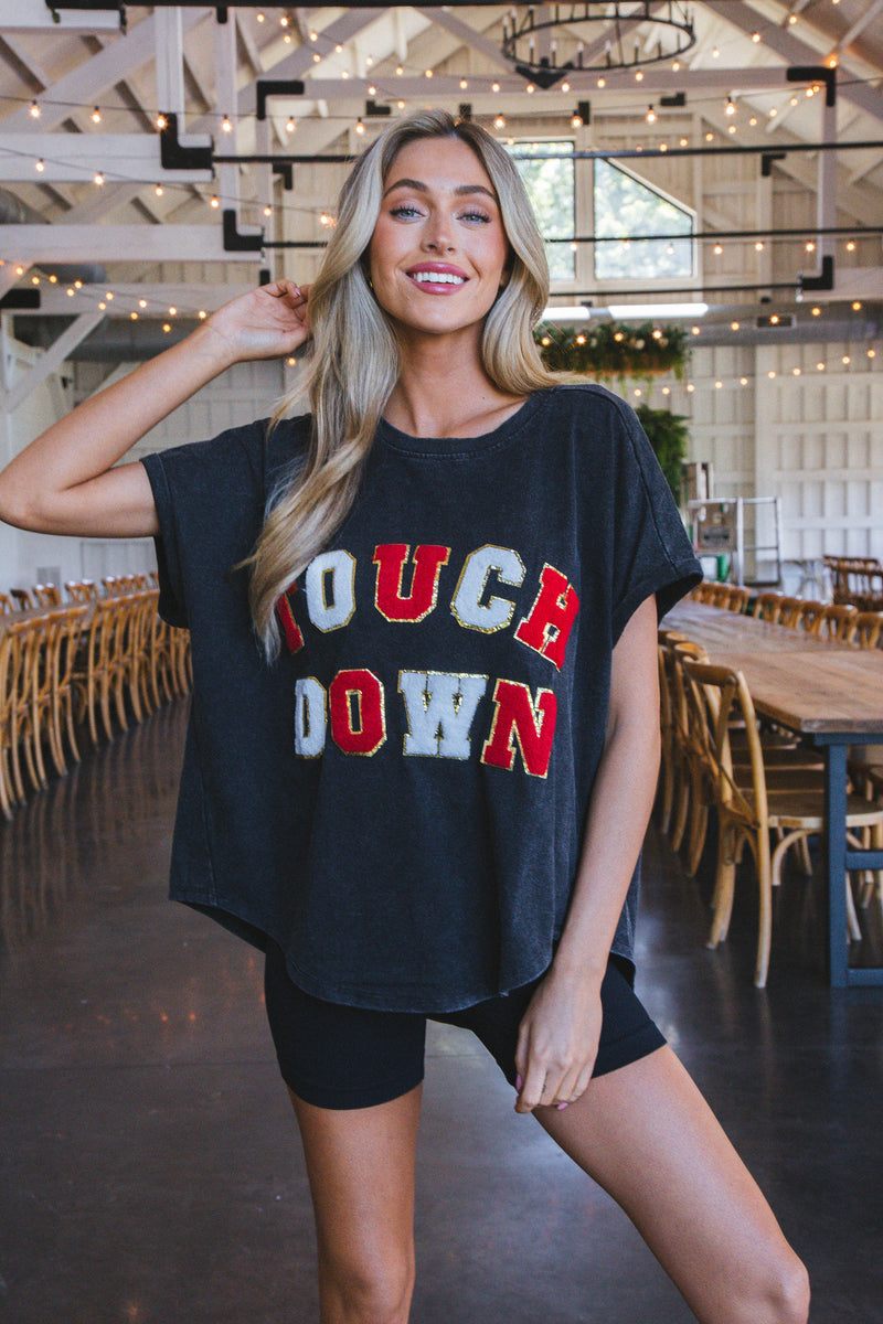 Touchdown Vintage Washed Tee, Black/Red