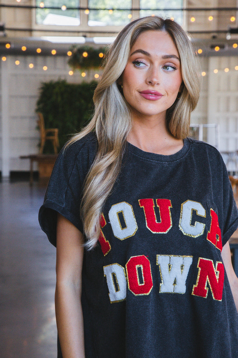 Touchdown Vintage Washed Tee, Black/Red