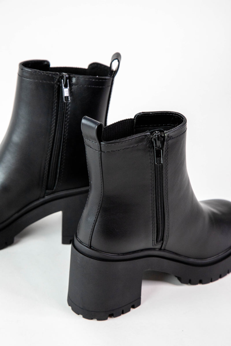 Walrus Platform Chelsea Boot, Black PU