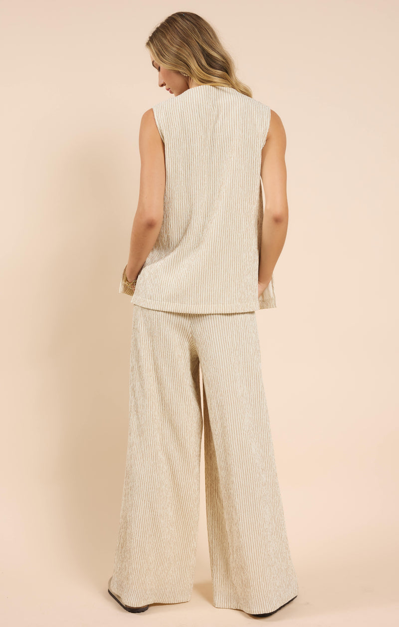 In the Clouds V-Neck Vest, Cream Golden | Sadie & Sage