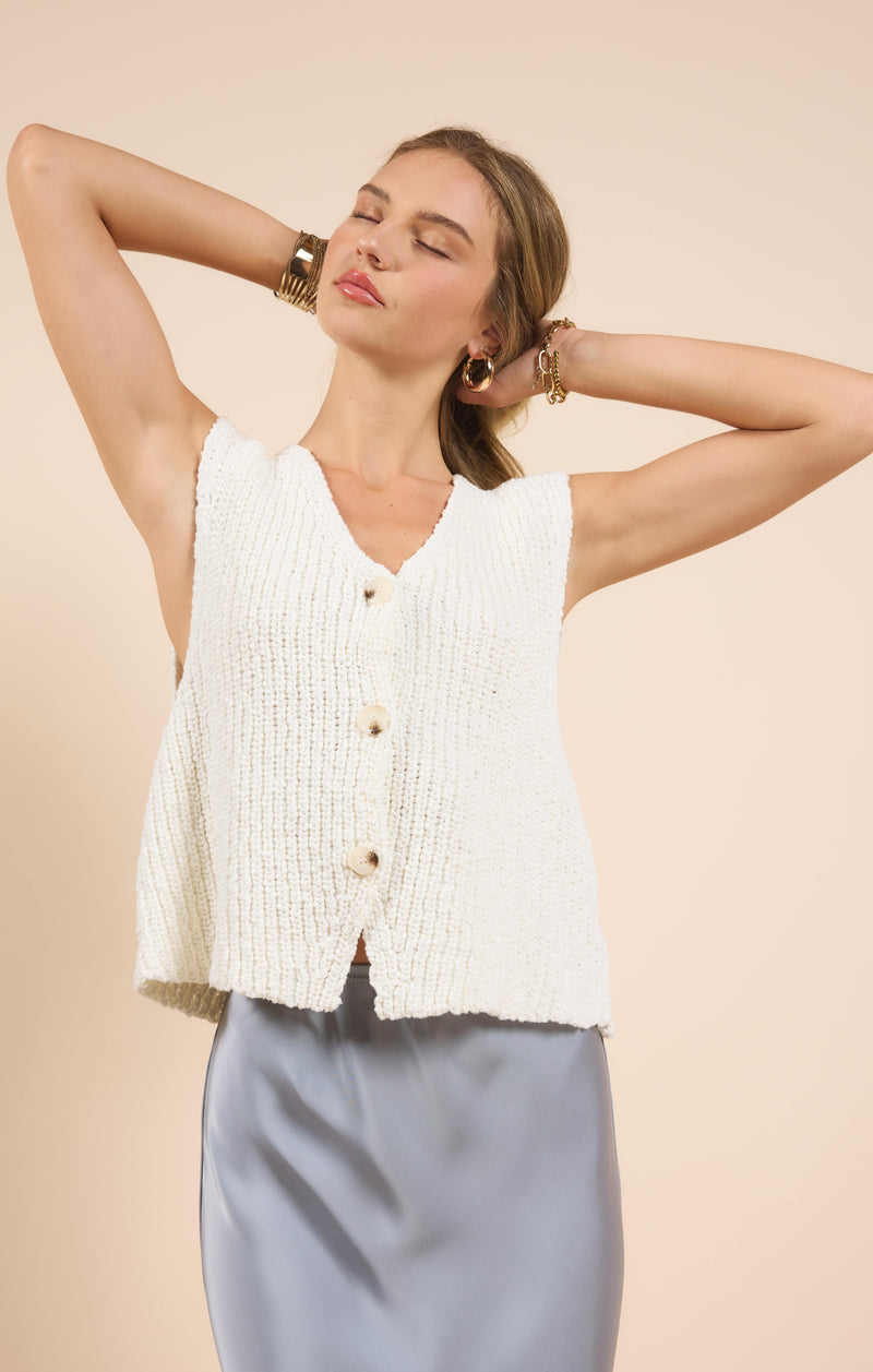 Arlo Cardi Vest, White | Sadie & Sage