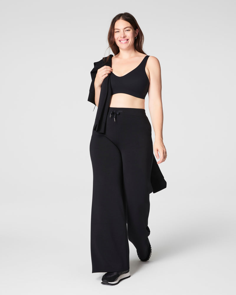 Airessentials Wide Leg Pant, Very Black | SPANX