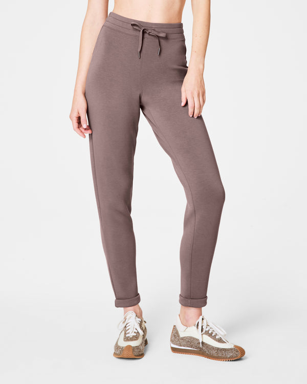 Airessentials Tapered Pant, Smoke | SPANX