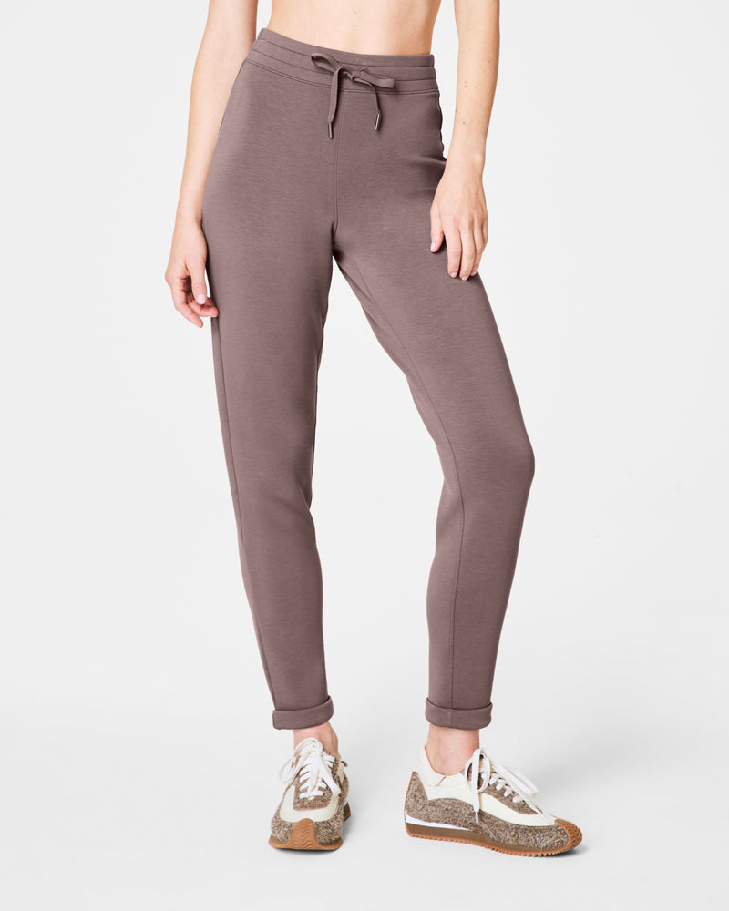 Airessentials Tapered Pant, Smoke | SPANX