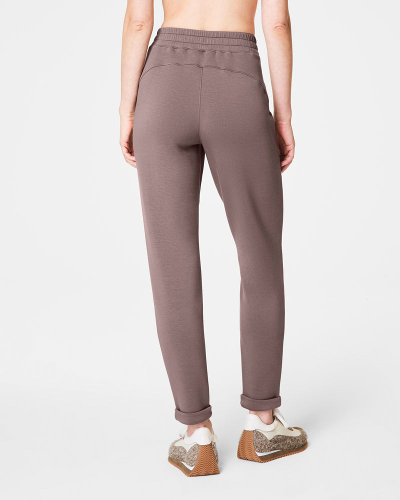 Airessentials Tapered Pant, Smoke | SPANX