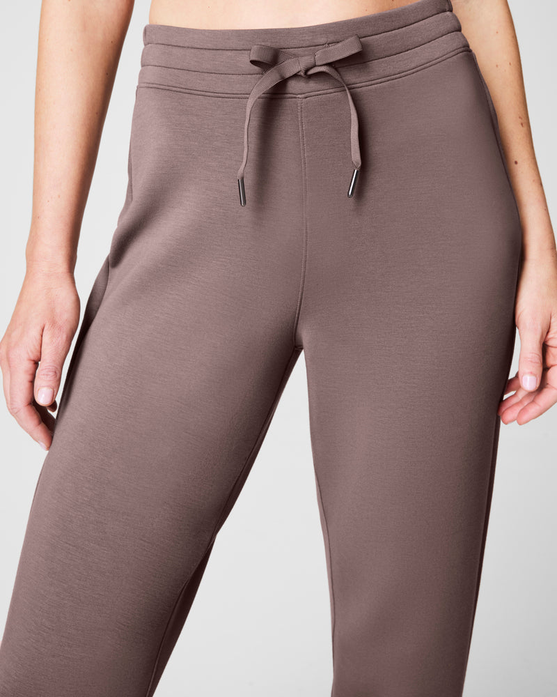 Airessentials Tapered Pant, Smoke | SPANX